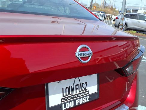 Used 2020 Nissan Altima 2.5 SL FWD image 29