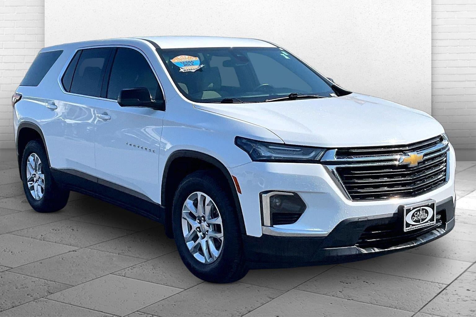 Used 2022 Chevrolet Traverse LS AWD/4WD image 1