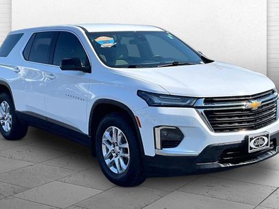Used 2022 Chevrolet Traverse LS