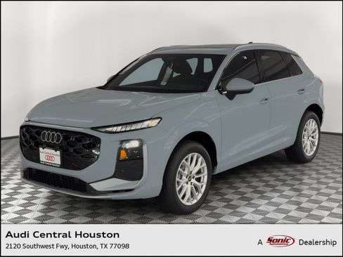New 2026 Audi Q3 quattro 2.0T AWD/4WD image 1