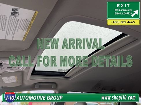 Used 2015 Toyota Sienna XLE w/ XLE Navigation Package image 3