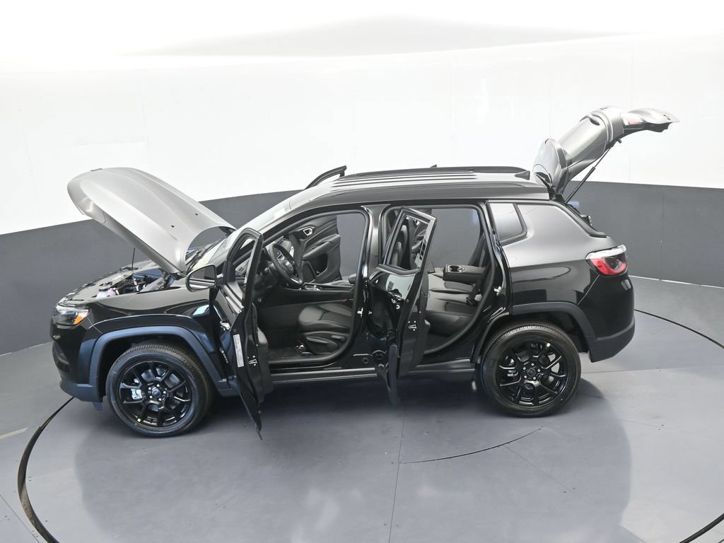 New 2026 Jeep Compass Latitude AWD/4WD image 60