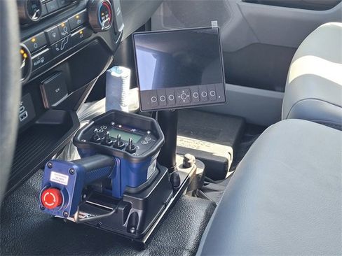 New 2024 Ford F550 XL Commercial Trucks image 10