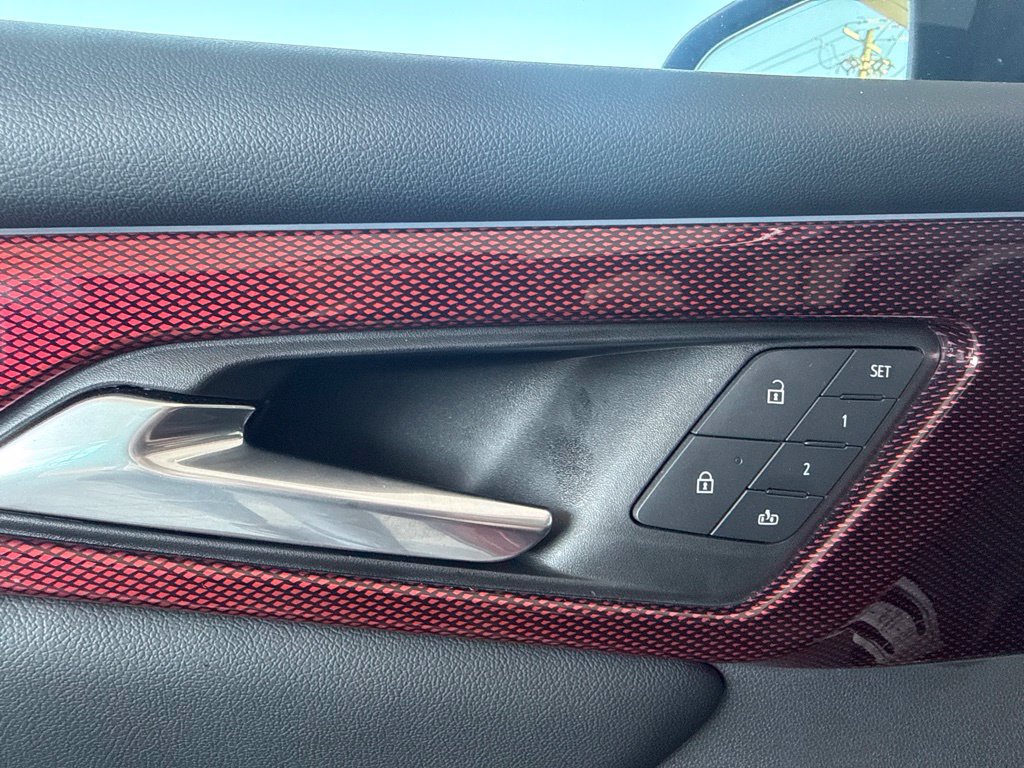 Used 2026 Chevrolet Traverse RS w/ LPO, Floor Liner Package FWD image 33