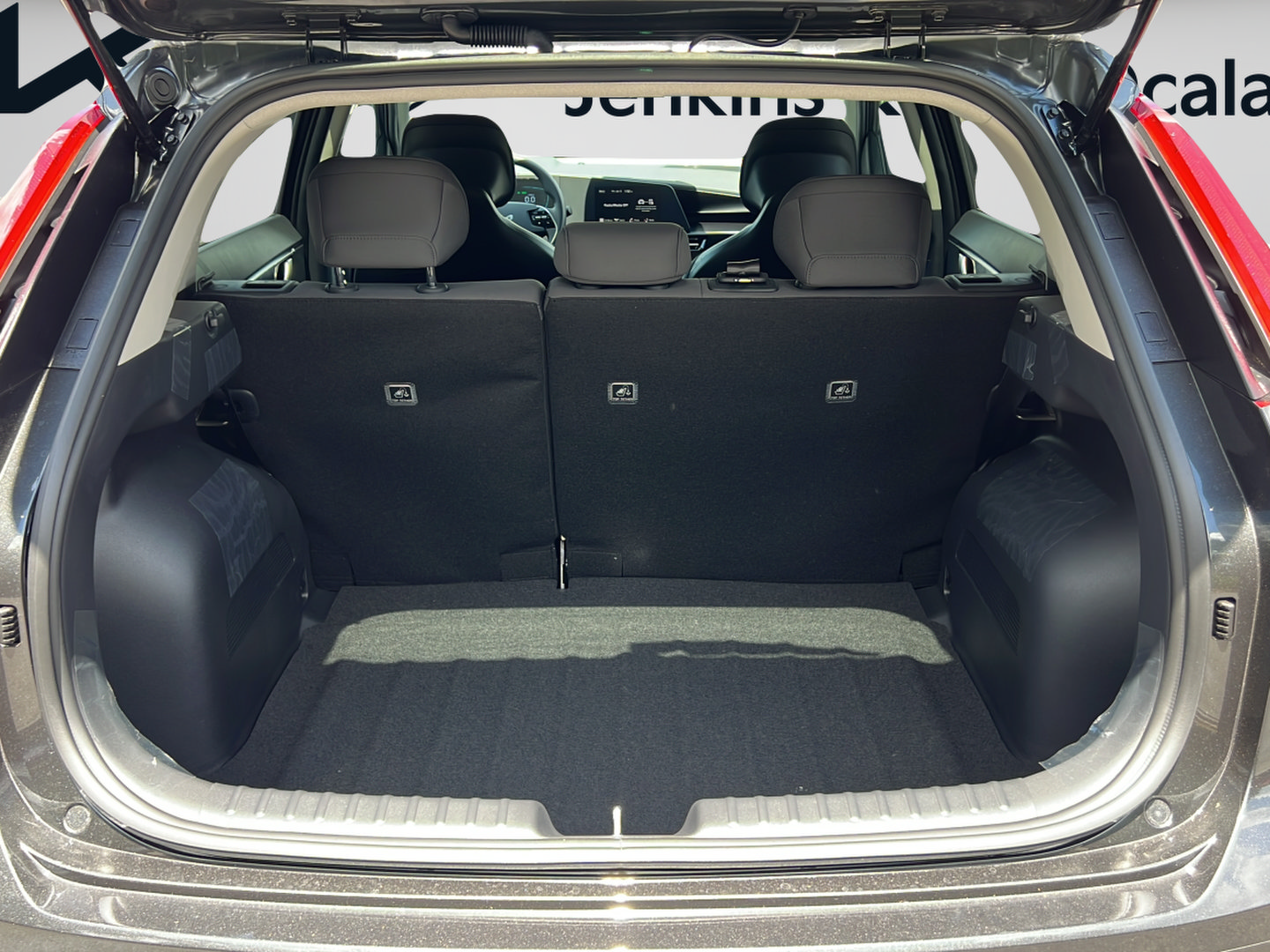 New 2026 Kia Niro LX FWD image 9