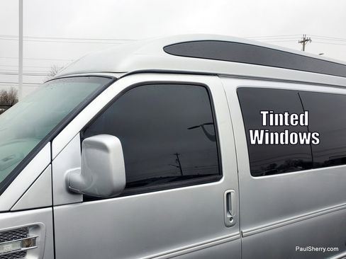 Used 2019 GMC Savana 2500 w/ Enhanced Convenience Package image 23