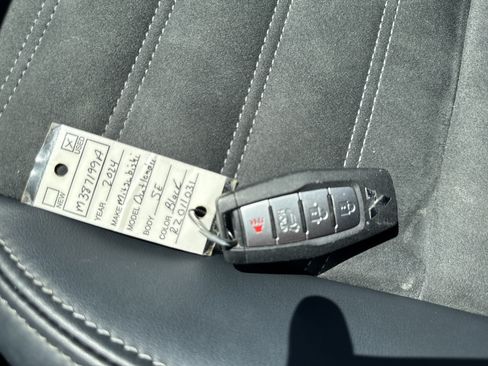 Used 2024 Mitsubishi Outlander SE AWD/4WD image 54
