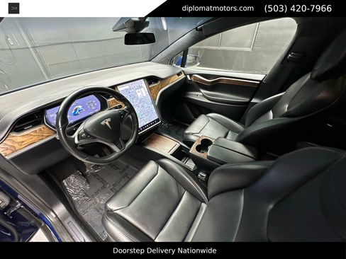 Used 2018 Tesla Model X 100D image 16