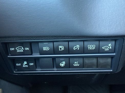 New 2026 Toyota Sequoia Platinum w/ Tow Technology Package AWD/4WD image 30