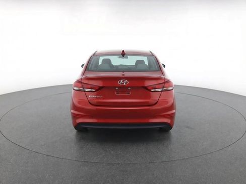 Used 2017 Hyundai Elantra SE w/ SE A/T Tech Package 03 FWD image 6