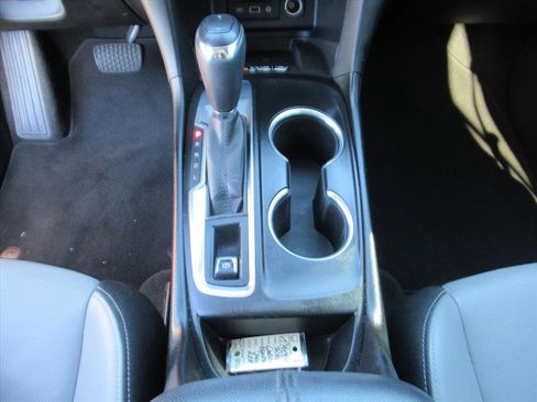 Used 2019 Chevrolet Equinox Premier image 20