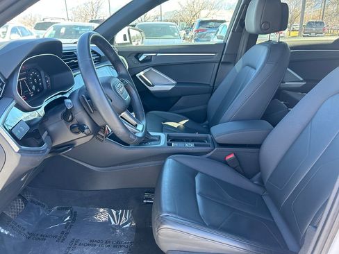 Used 2025 Audi Q3 2.0T Premium image 26