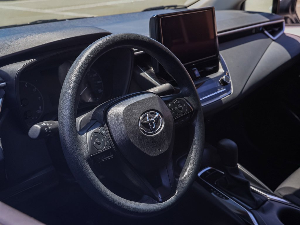 Used 2024 Toyota Corolla LE FWD image 15