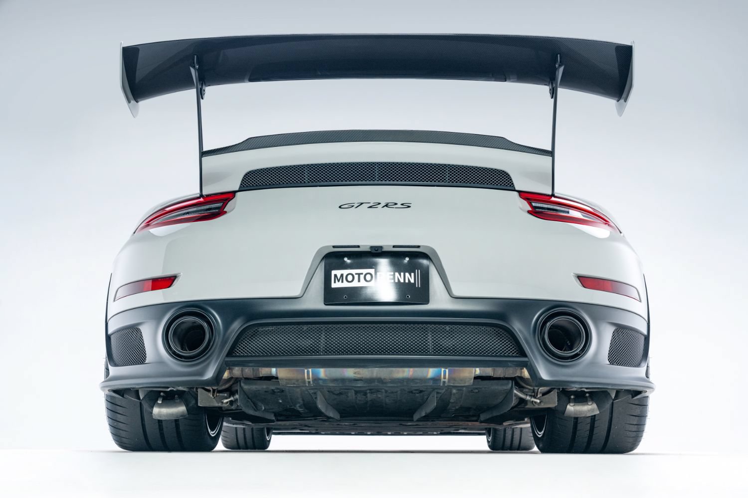 Used 2018 Porsche 911 GT2 RS RWD image 10