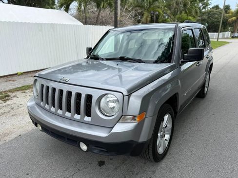 Used 2016 Jeep Patriot Latitude image 5