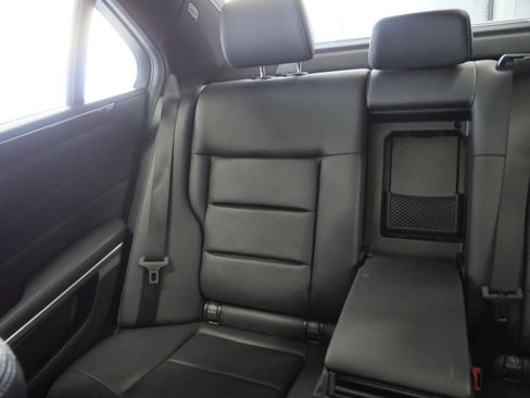Used 2014 Mercedes-Benz E 350 4MATIC Sedan image 12