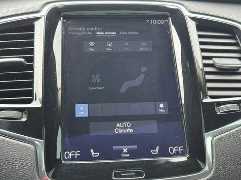 Used 2017 Volvo XC90 T6 Momentum w/ Vision Package AWD/4WD image 29