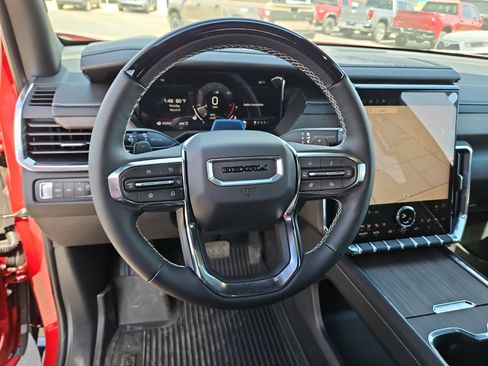 New 2026 GMC Acadia Denali w/ Super Cruise Package image 19