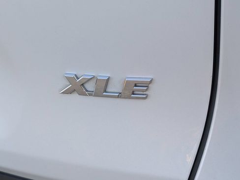 Used 2025 Toyota RAV4 XLE Premium FWD image 35