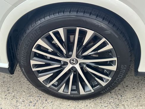 Used 2024 Lexus RX 350 Premium Plus w/ Convenience Package FWD image 11