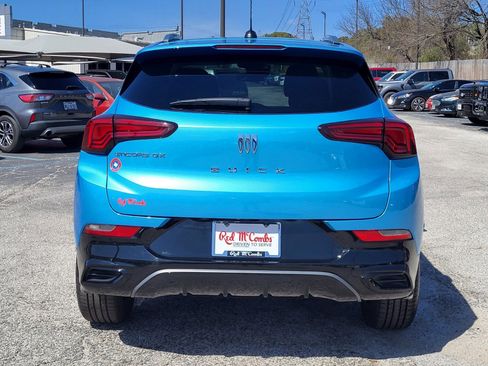 Used 2025 Buick Encore GX Sport Touring image 5