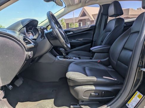 Used 2017 Chevrolet Cruze Premier FWD image 16