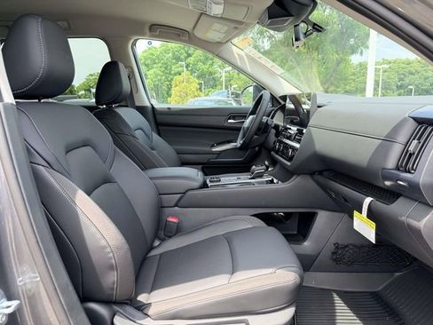 New 2026 Nissan Pathfinder SL w/ Cargo Package AWD/4WD image 10