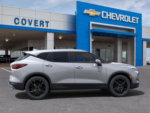 New 2025 Chevrolet Blazer LT image 29