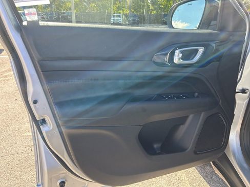 New 2026 Jeep Compass Latitude image 34