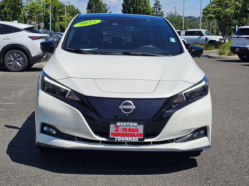 Used 2025 Nissan Leaf SV Plus FWD image 2