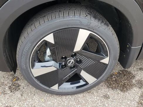 New 2026 Nissan Kicks SR w/ SR Premium Package image 9