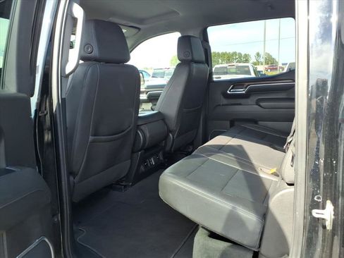 Used 2024 GMC Sierra 1500 SLT image 23