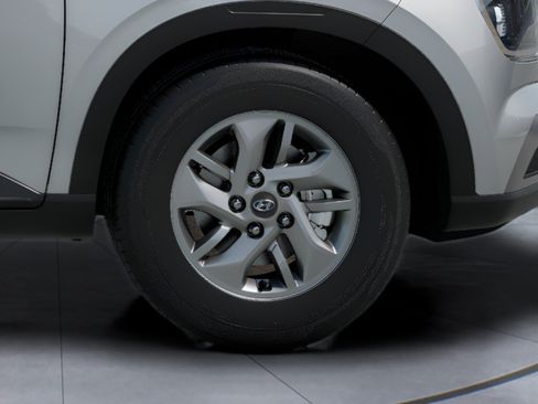 Certified 2026 Hyundai Venue SE FWD image 8