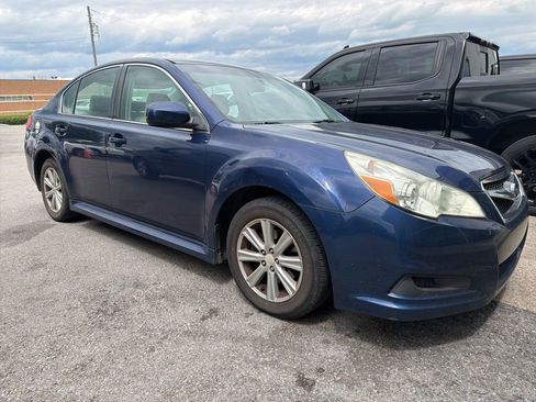 Used 2011 Subaru Legacy 2.5i Premium w/ All-Weather Pkg AWD/4WD image 2