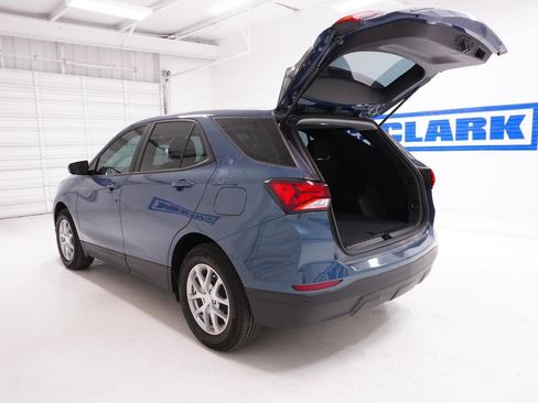 Used 2024 Chevrolet Equinox LS w/ Driver Confidence II Package image 8