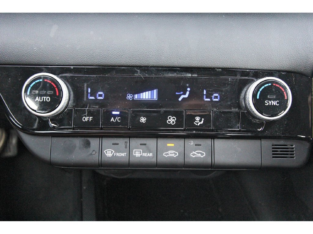 Certified 2026 Hyundai Elantra Hybrid FWD image 27