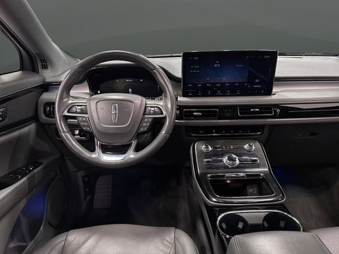 Used 2022 Lincoln Nautilus Reserve image 5