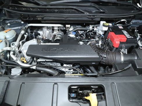 Used 2024 Nissan Rogue S image 36