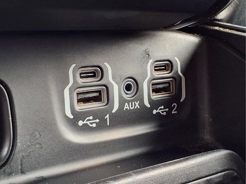 Used 2022 RAM 1500 Big Horn AWD/4WD image 21