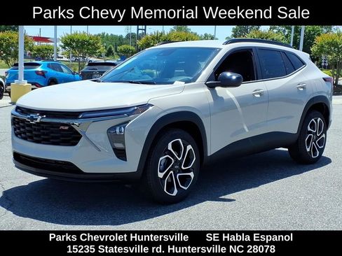 New 2026 Chevrolet Trax RS w/ Driver Confidence Package FWD image 29