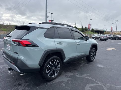 Used 2019 Toyota RAV4 Adventure image 5