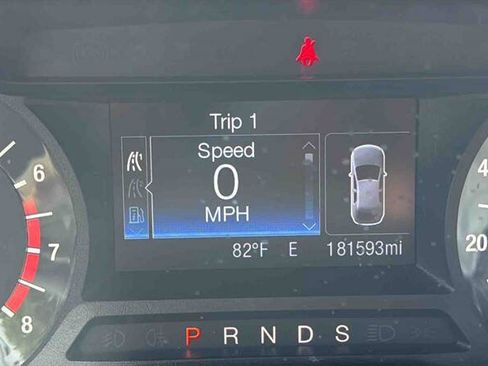 Used 2017 Ford Fusion SE FWD image 22