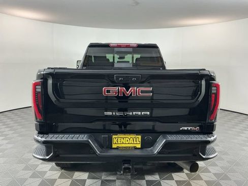 Used 2025 GMC Sierra 3500 AT4 w/ AT4 Premium Plus Package AWD/4WD image 5
