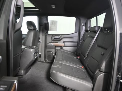 Used 2022 Chevrolet Silverado 1500 High Country AWD/4WD image 17