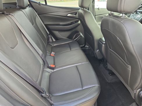 Used 2024 Buick Encore GX Sport Touring FWD image 29