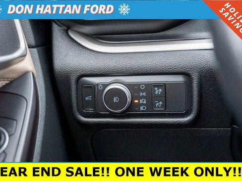 Used 2020 Ford Explorer XLT w/ Equipment Group 202A image 16