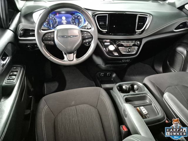Used 2021 Chrysler Pacifica Touring w/ S Appearance Package FWD image 10