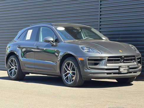 Certified 2024 Porsche Macan S w/ Premium Plus Package AWD/4WD image 11