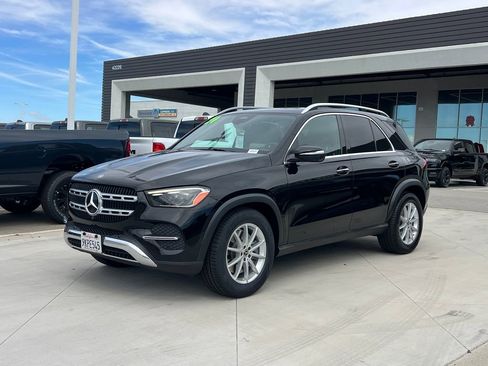 Used 2024 Mercedes-Benz GLE 450e 4MATIC image 2