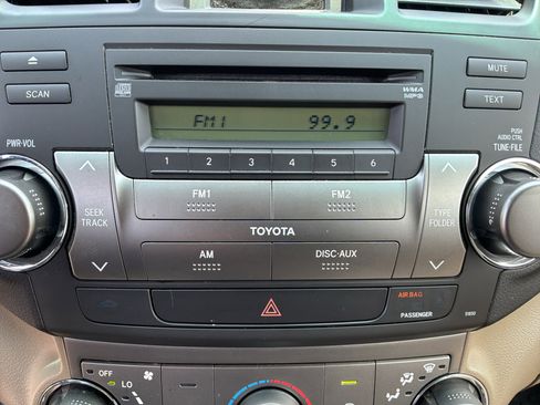 Used 2009 Toyota Highlander 2WD image 23